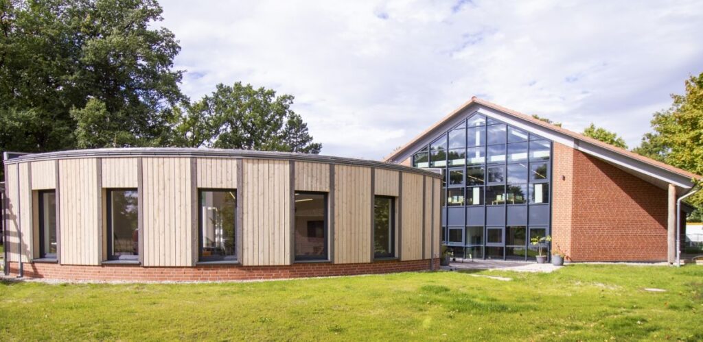Referenzen - Plattformlift Innen - Familien- und Begegnungszentrum Südheide