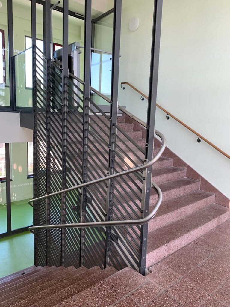 Referenzen - Treppenlift - Grund- und Oberschule Calau
