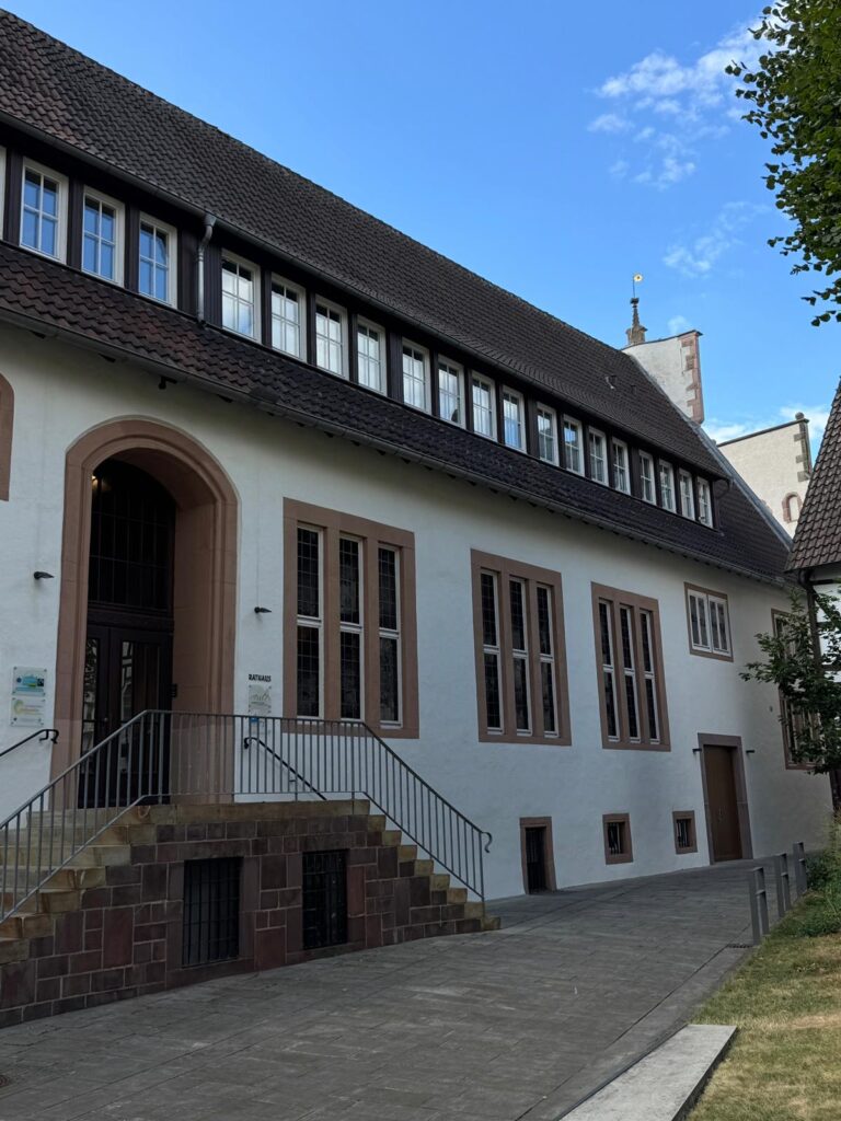 Referenzen - Kabinenlift - Lemgo Rathaus