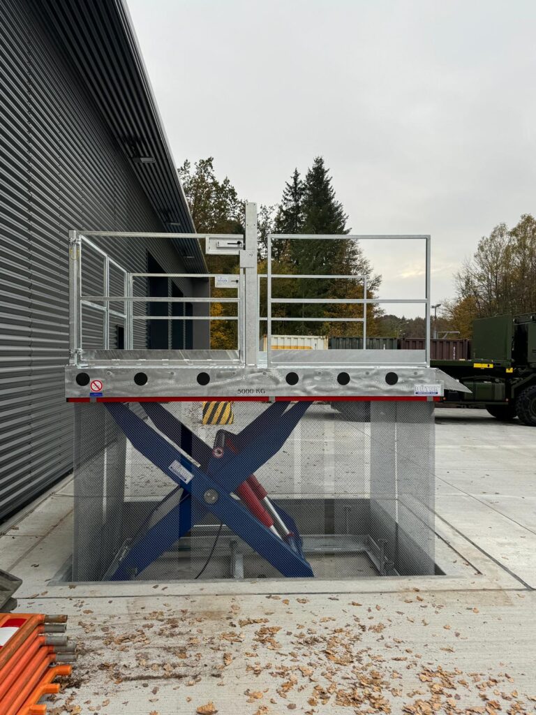 Referenzen - Hydraulischer Schwerlastheber - Kaserne Walldürn